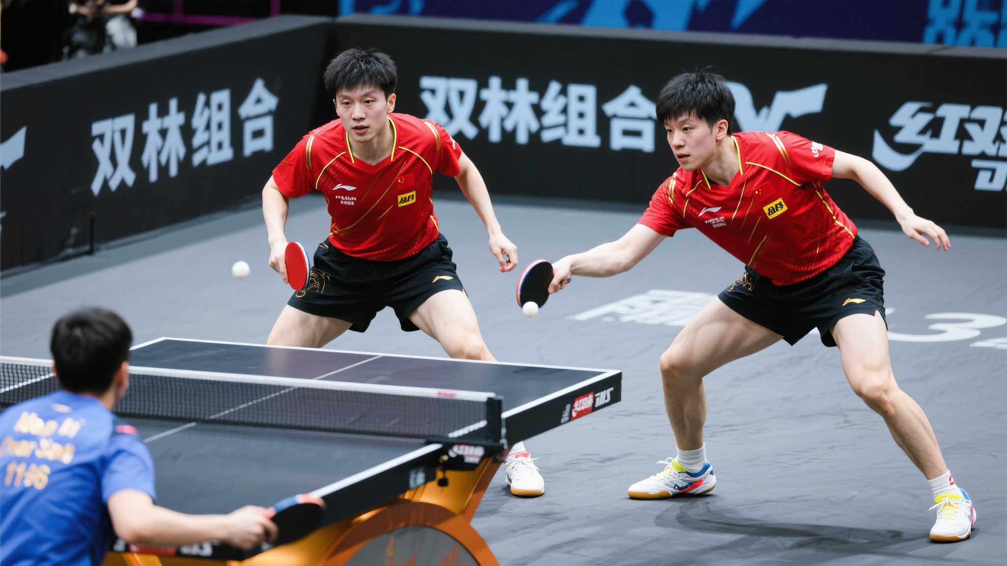 3-0!双林组合强势挺进16强,林高远正手无敌,林诗栋进攻让对手束手无策 3-0!双林组合强势挺进16强,林高远正手无敌,林诗栋进攻让对手束手无策